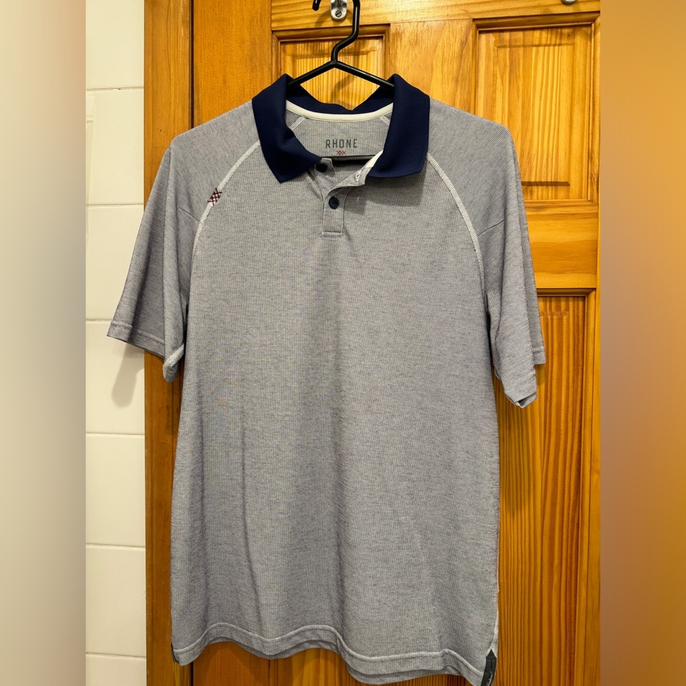Men’s Rhône Sweat Wickening Polo size Small
